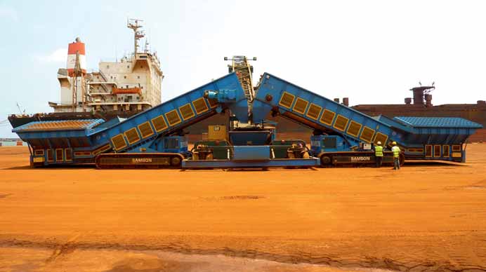 Mineral exports from Central & Southern Africa: SAMSON Materials Handling offers new mobile shiploading system